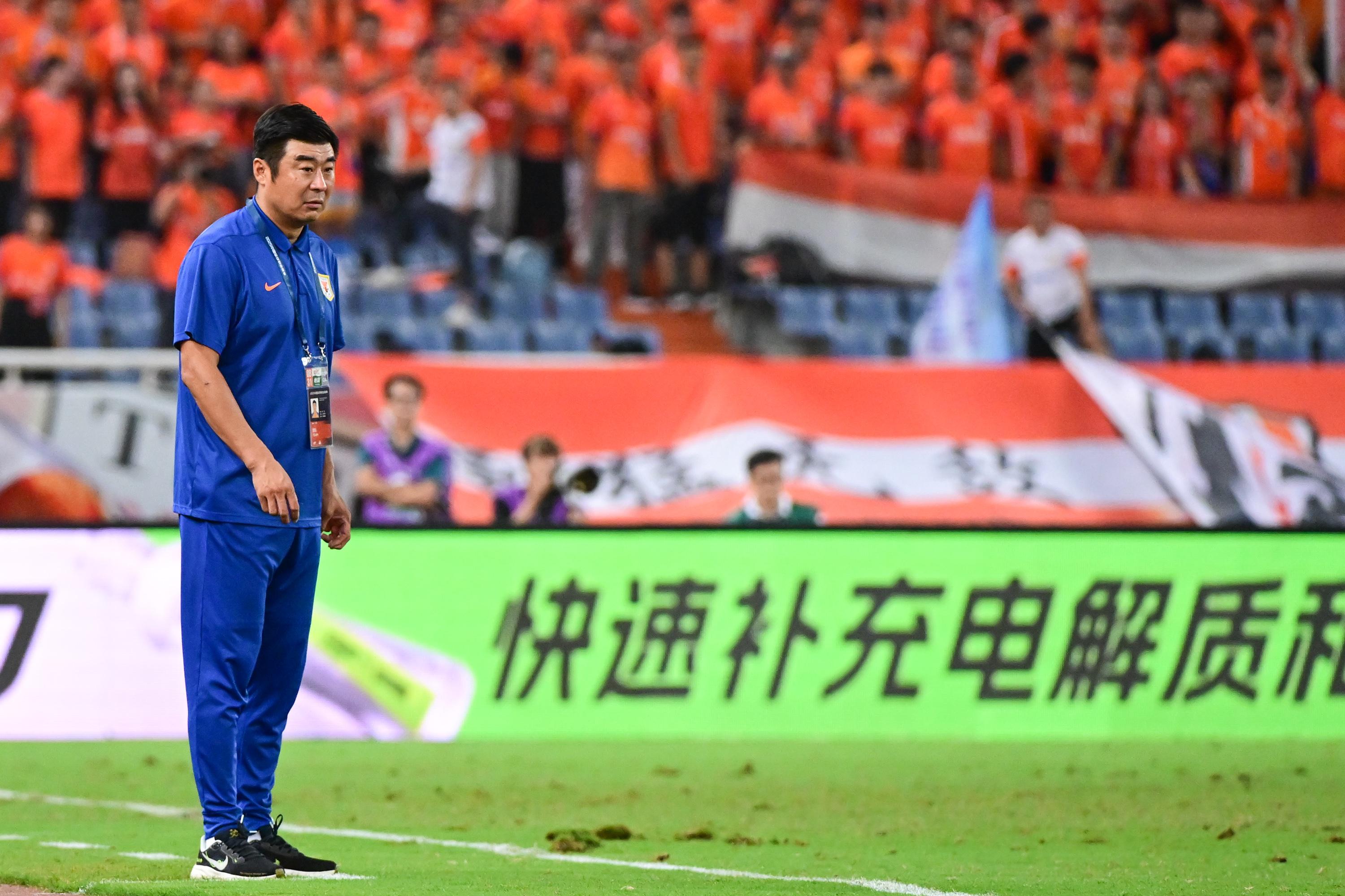 足坛一段难 足坛一段难