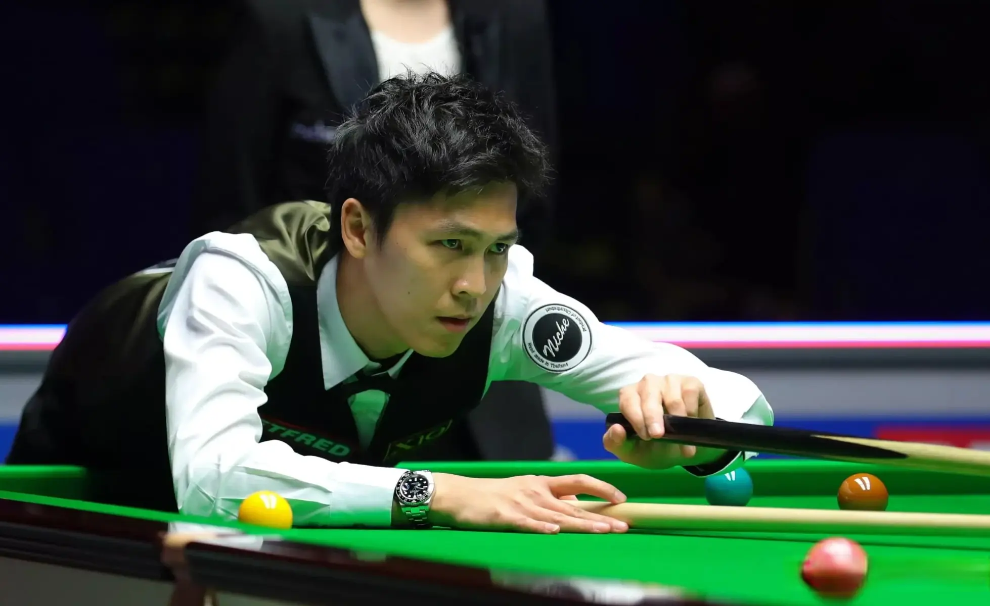 一周前罗尼, 练习那样从, 卫冕冠军肖 一周前罗尼, 练习那样从, 卫冕冠军肖