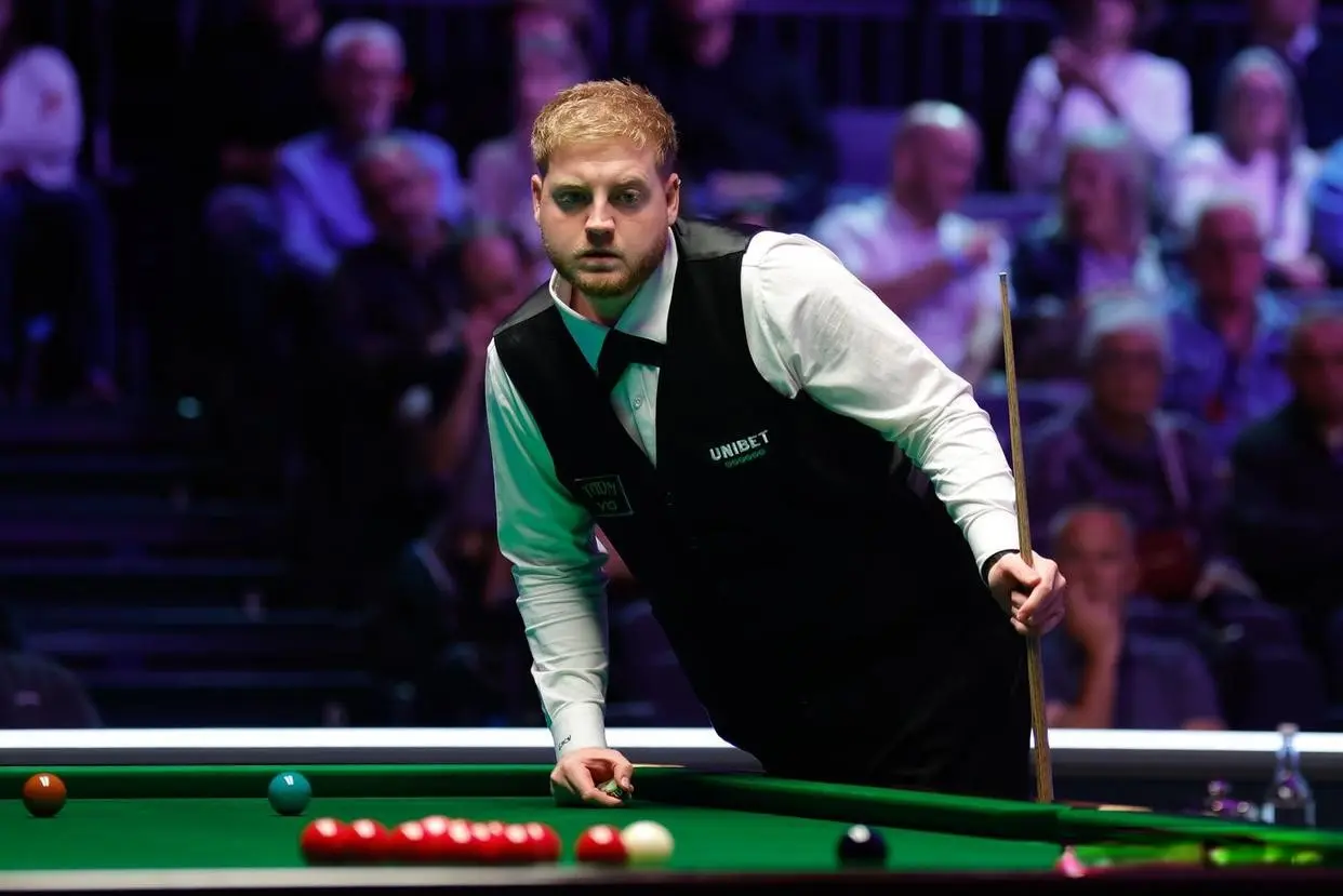 div, 上演强强对