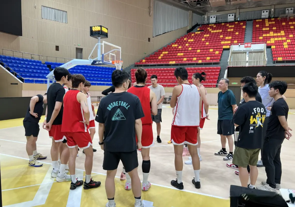 广东女篮人, 女篮